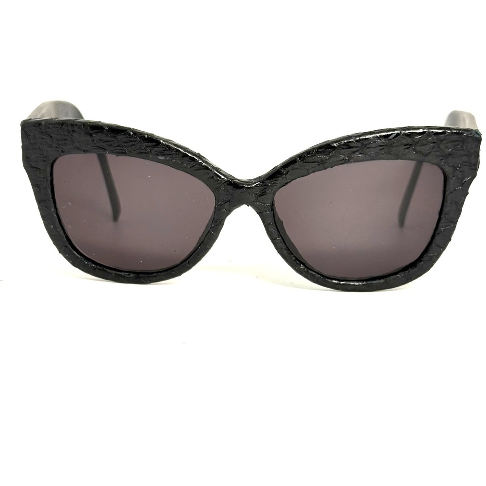 House of Harlow 1960 Linsey 06 Black Textured Cat Eye Sunglasses 56 16 C12